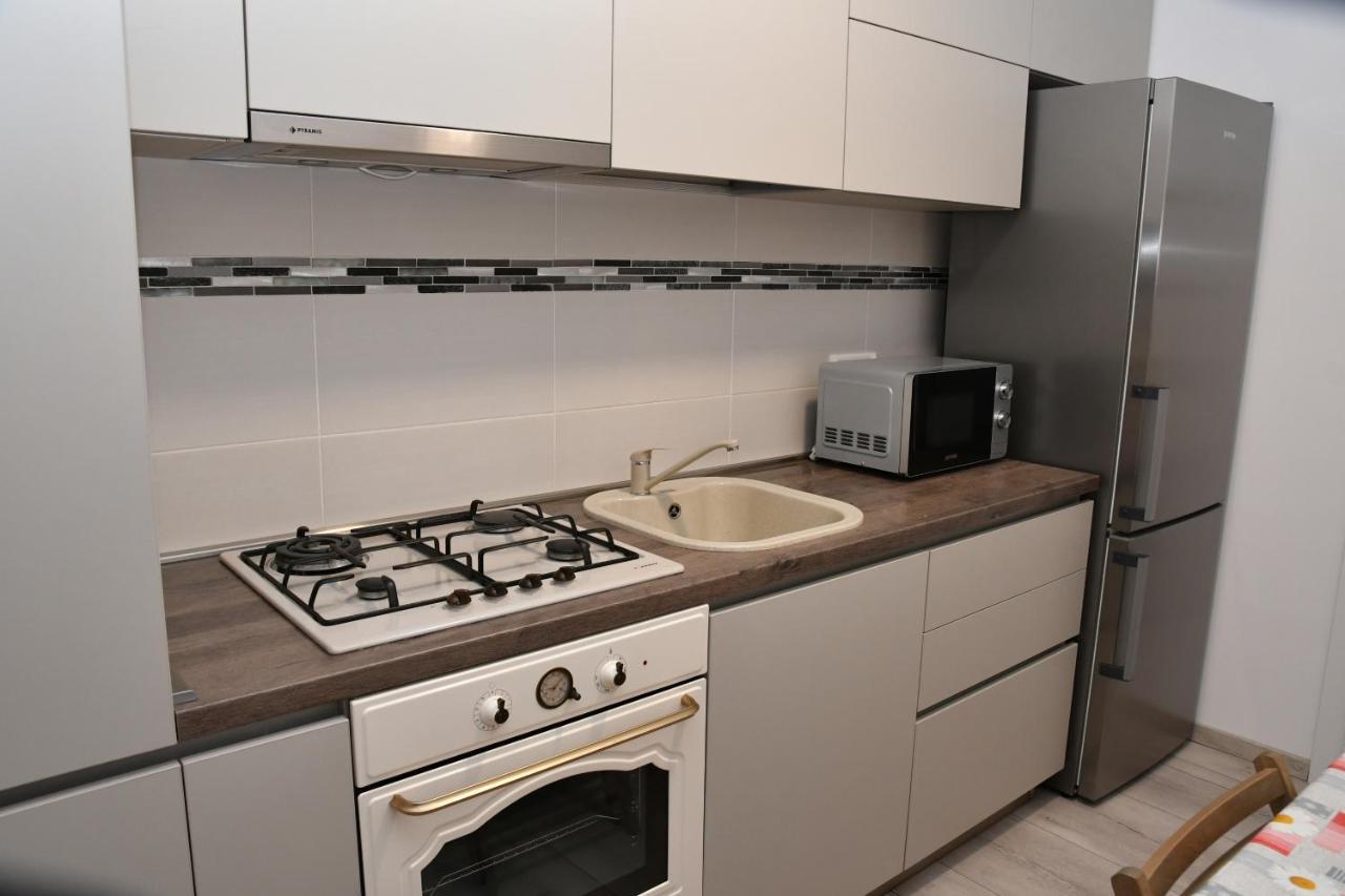 Toporasi Apartament Διαμέρισμα Κραϊόβα Εξωτερικό φωτογραφία