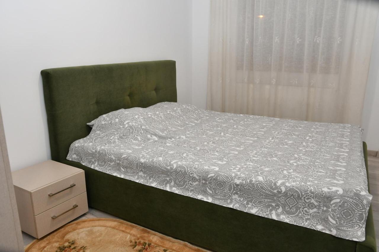 Toporasi Apartament Διαμέρισμα Κραϊόβα Εξωτερικό φωτογραφία