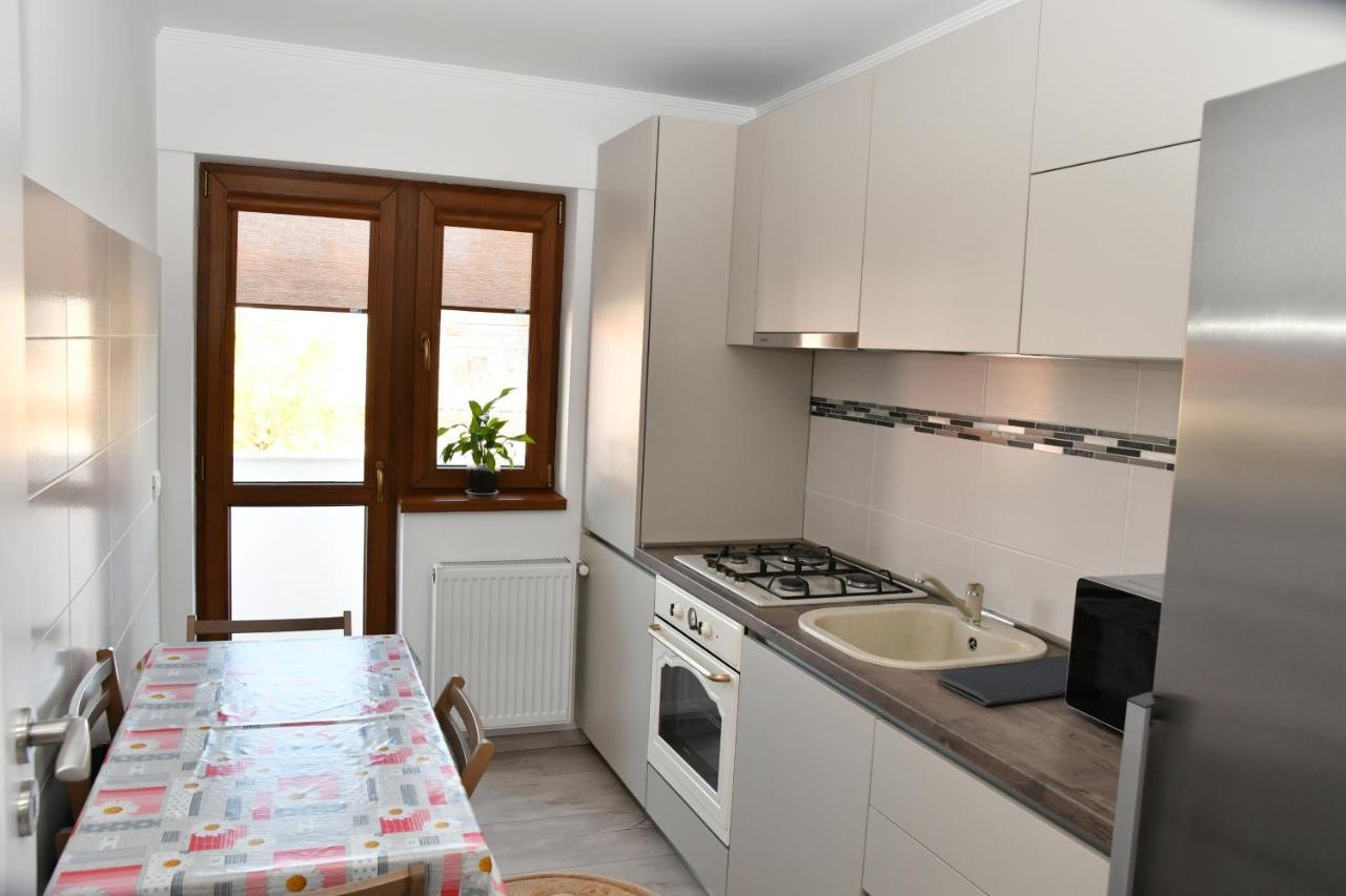 Toporasi Apartament Διαμέρισμα Κραϊόβα Εξωτερικό φωτογραφία